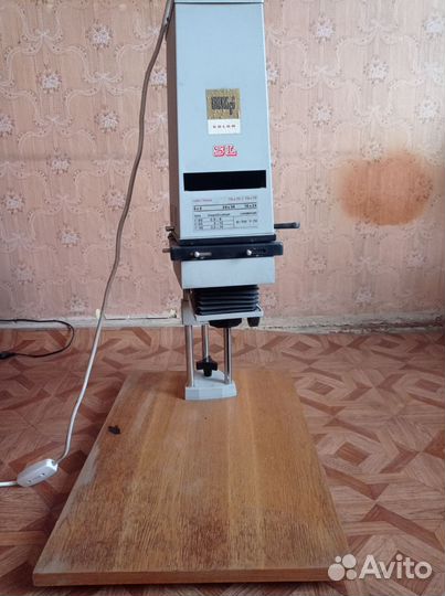 Фотоувеличитель krokus 66 color