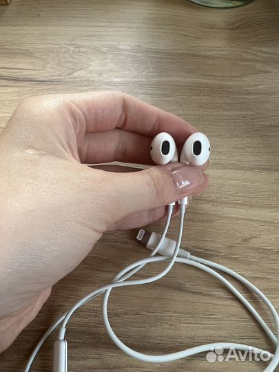 Наушники apple earpods