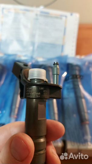 Форсунки A6420701387 новые Mercedes 3.0 CDI