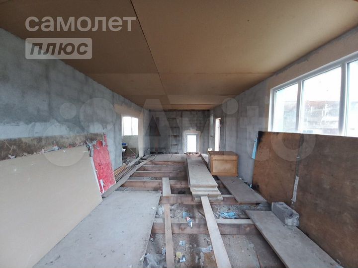 Дом 224 м² на участке 7,6 сот.