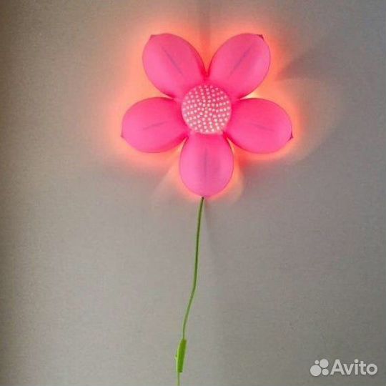 Стульчик Маммут, столик лакк, ковер и др. Икеа