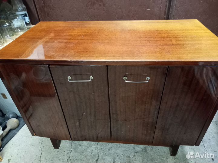 Тумба СССР на ножках