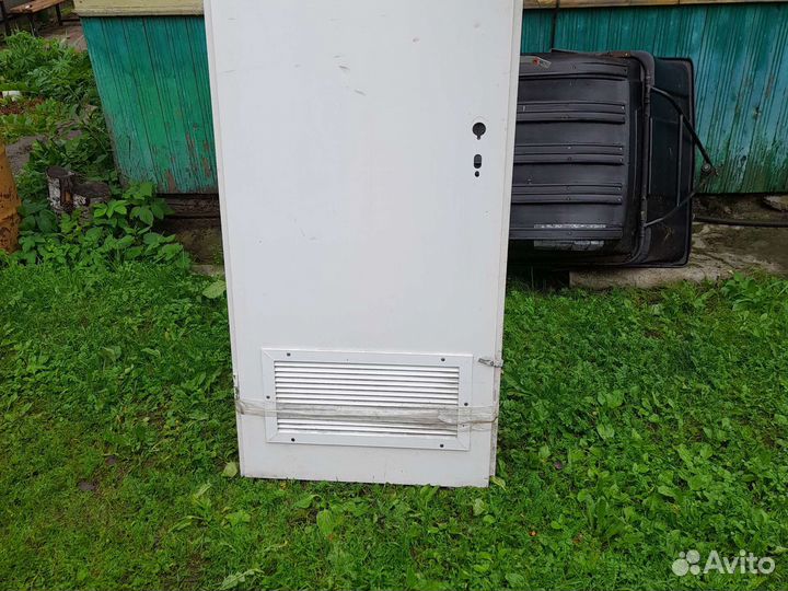 Дверь металлическая с коробкой