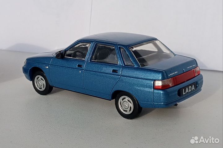 Ваз-2110 автолегенды 1:43