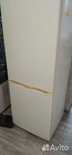 Холодильник на запчасти