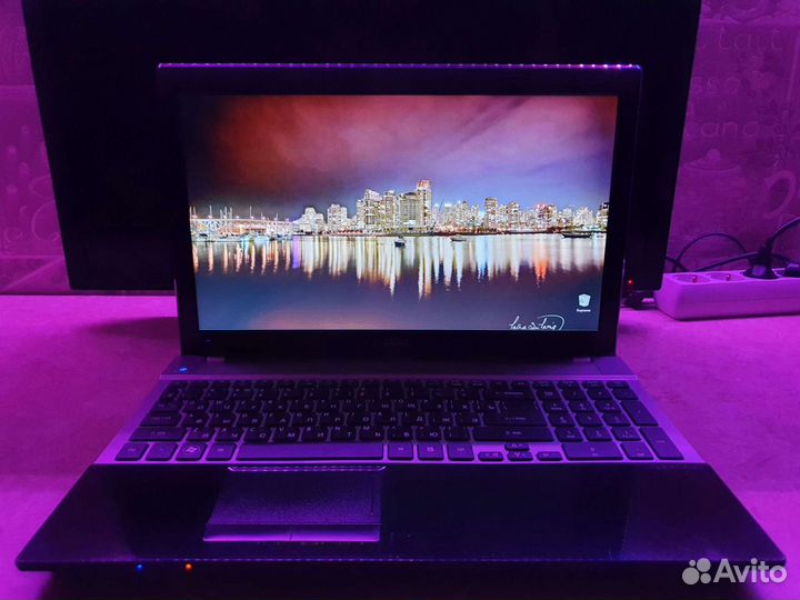 Игровой Acer aspire V3-571g