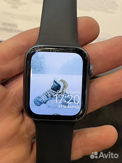 Часы apple watch 5 44 mm бу