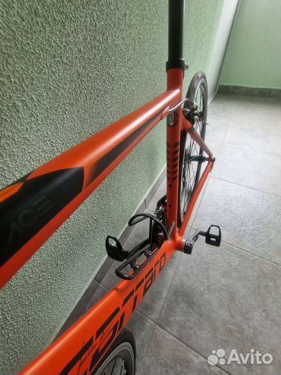 Шоссейный велосипед Carraro