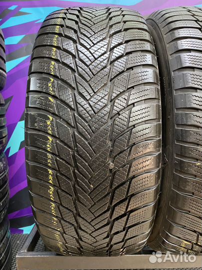 Bridgestone Blizzak LM-001 225/55 R17