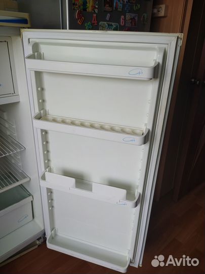 Продам холодильник рабочий