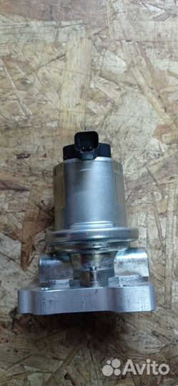 Насос топливный подкачки ISX