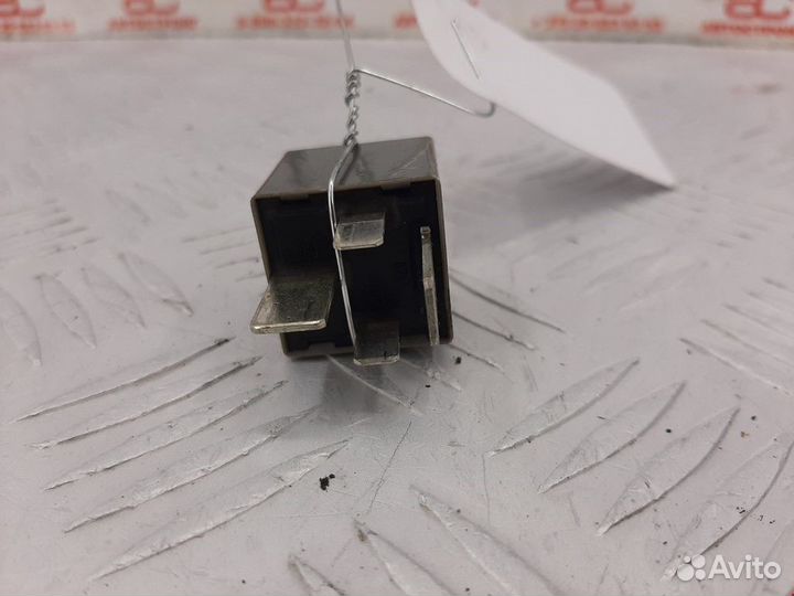 Реле (прочие) Dodge Journey рест. 2013 68311126AA