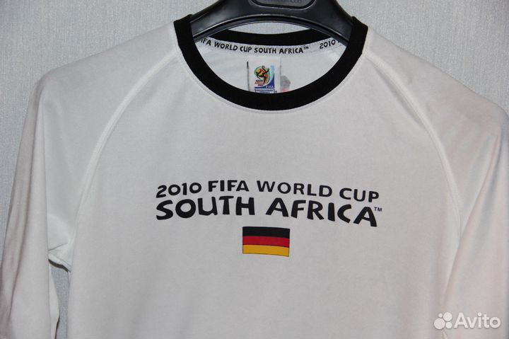 Немецкая футбольная форма Fifa 2010, р. 152