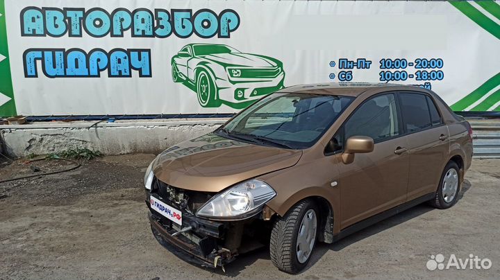 Опора кпп левая Nissan Tiida 11220-EL50A