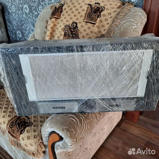 Вытяжка для кухни 60 см новая