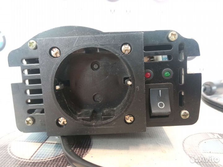 Автомобильный инвертор 500w