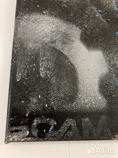 Монохромная граффити картина в интерьер