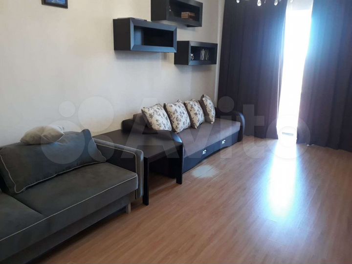 2-к. квартира, 69 м², 7/7 эт.