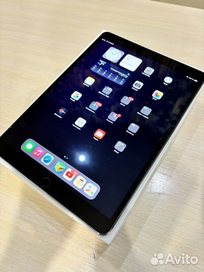 iPad pro 10.5 2018