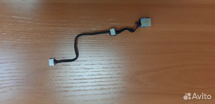 Продам ноутбук по запчастям