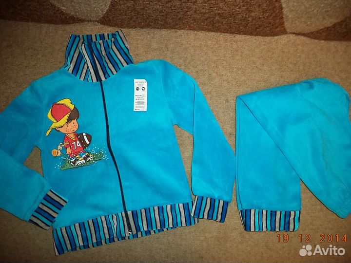 Новые велюровые костюмы и б/у на мальчика
