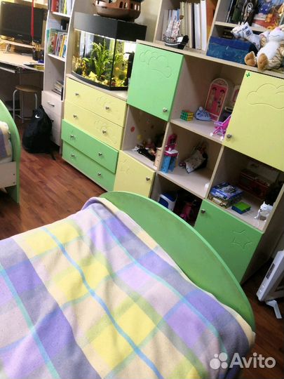 Мебель в детскую комнату