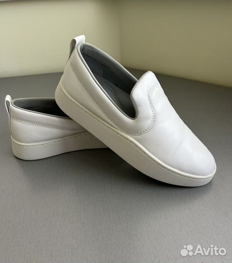 Слипоны женские 