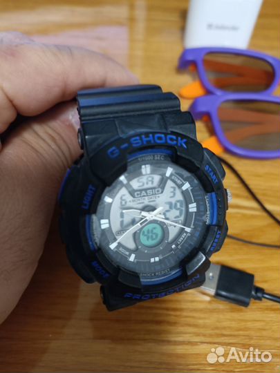 Наушники, часы, 3D очки