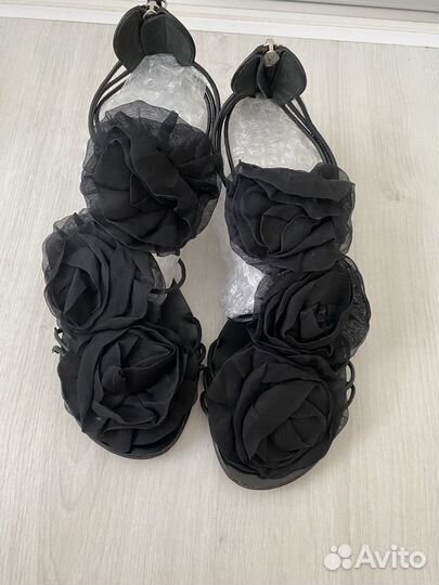 Женские босоножки 38-39 Cucci. Chanel. Giuseppe