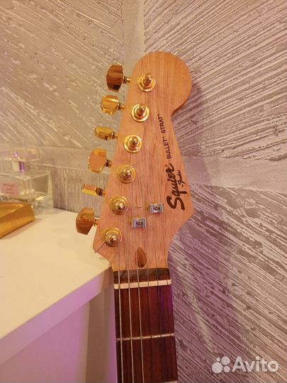Электро гитара fender squier bullet