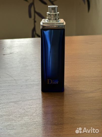 Пустой флакон духов