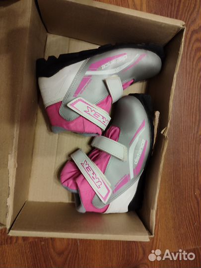 Лыжные ботинки