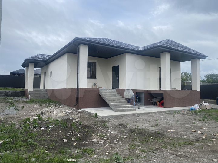 Дом 165 м² на участке 6 сот.