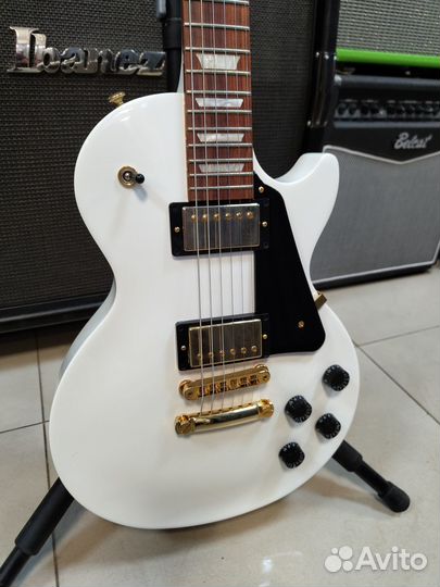 Электрогитара Gibson Les Paul Studio White