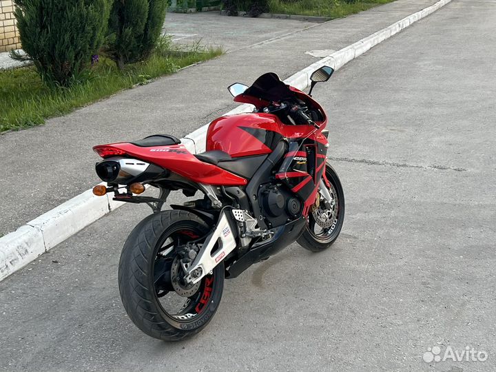 Мотоцикл cbr 600rr