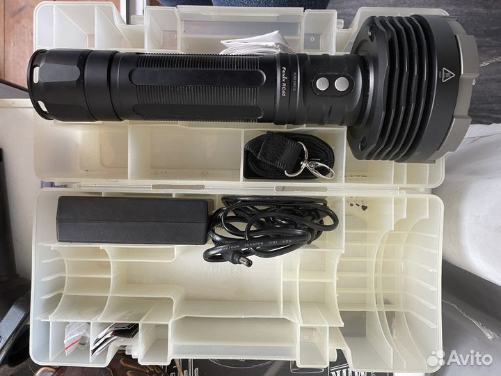 Фонарь Fenix rs40