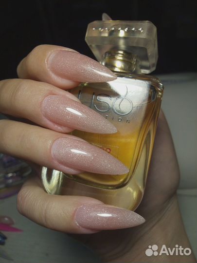 Маникюр педикюр