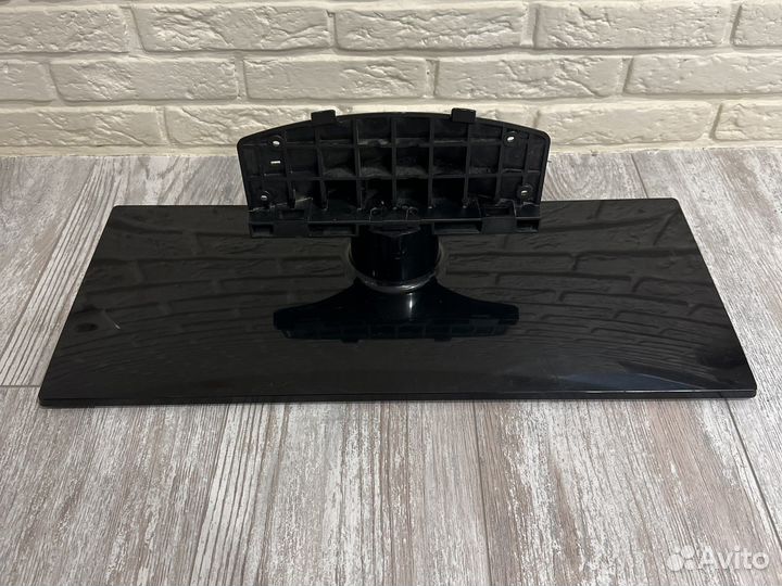 Подставка для телевизора