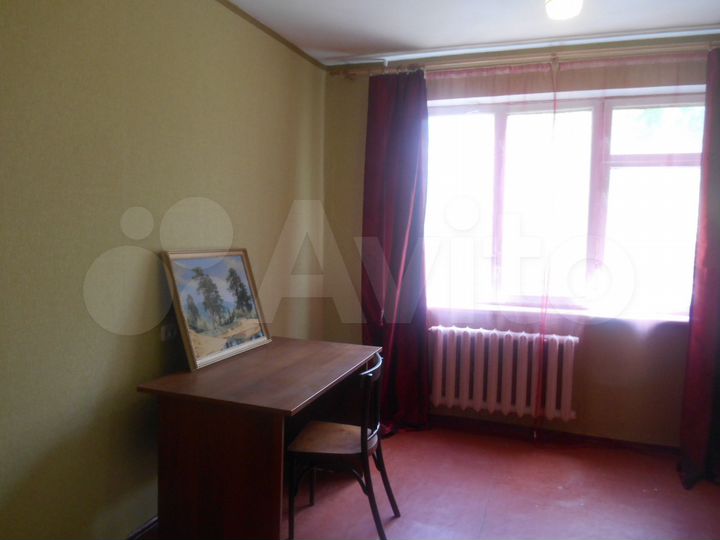 2-к. квартира, 52 м², 4/9 эт.