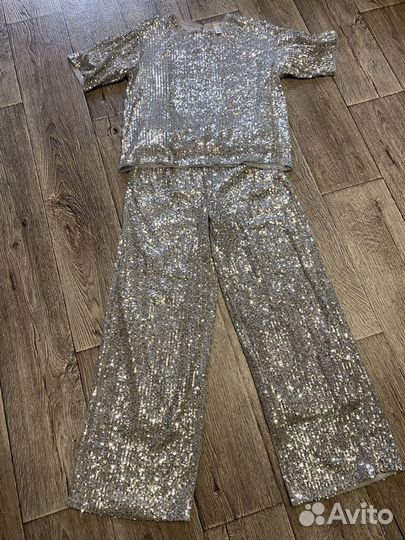 Костюм для девочки sela