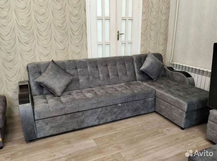 Угловой диван раскладной в наличии не б/у