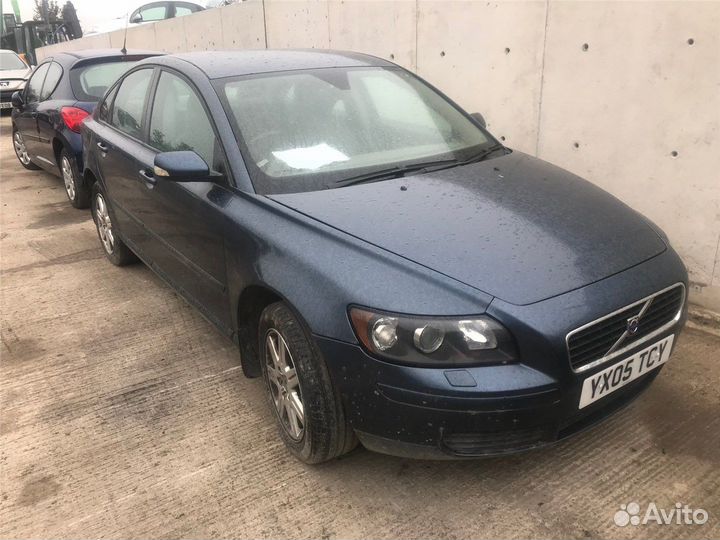 Разбор на запчасти Volvo S40 2004