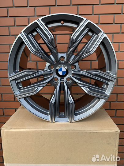 Разноширокие диски R19 BMW F10 G25 F20