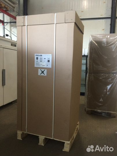 Шкаф холодильный новый Полаир на 700 литров