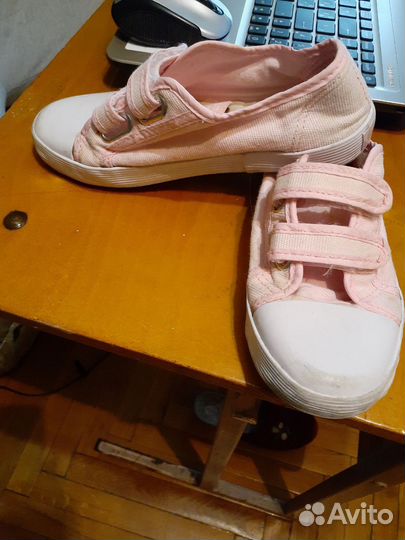 Отдам даром кеды для девочки