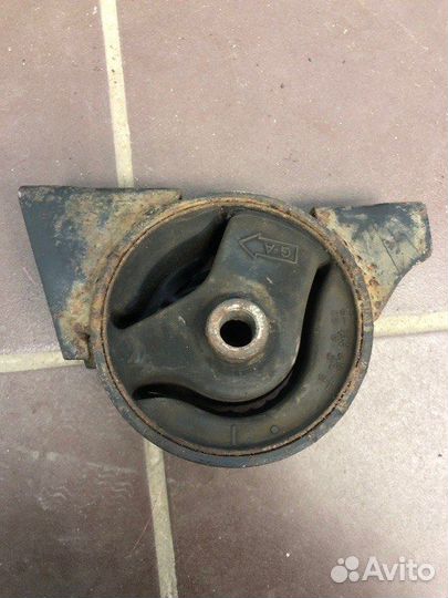 Опора двигателя Nissan Almera Classic