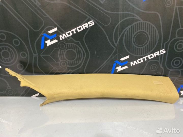 Обшивка салона передняя правая Volkswagen Touareg