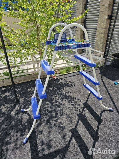 Лестница Intex для бассейна 122см