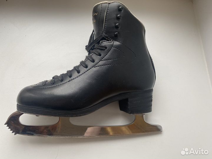 Коньки фигурные Jackson Premiere 2603 размер 38