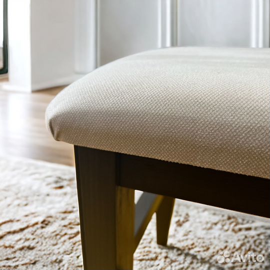 Табурет из дерева